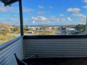 The Oceanaire, Esperance